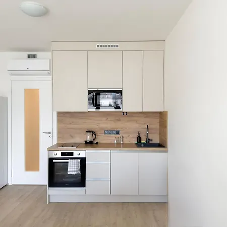 Real Living By Refa - Parkside 138 *