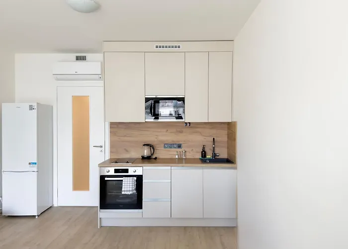 Real Living By Refa - Parkside 138 *