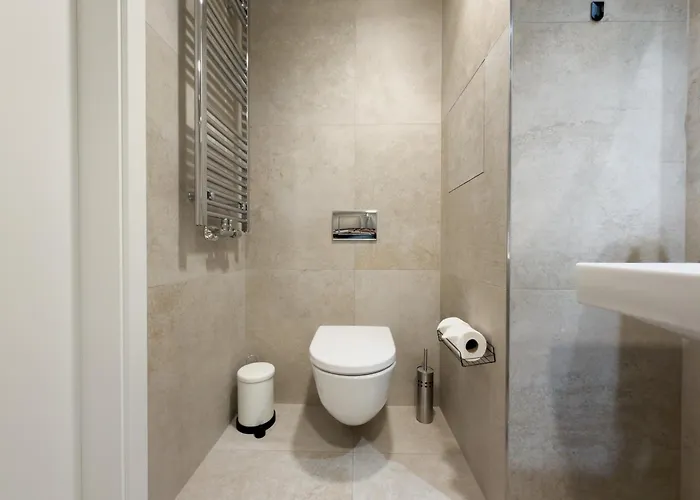 Real Living By Refa - Parkside 138 Διαμέρισμα Goltsch Jenikau